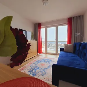 https://apartament-krakowska-prestige.hotelswroclaw.com